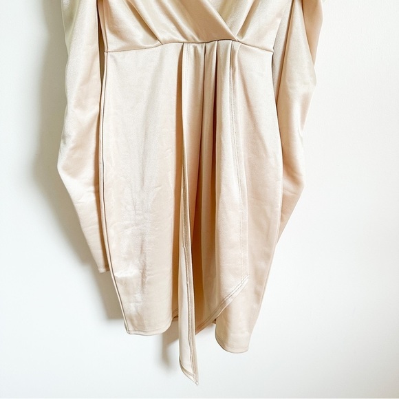NWT Nasty Gal Champagne Scuba Satin Power Shoulder Draped Dress sz 0 - Picture 8 of 12